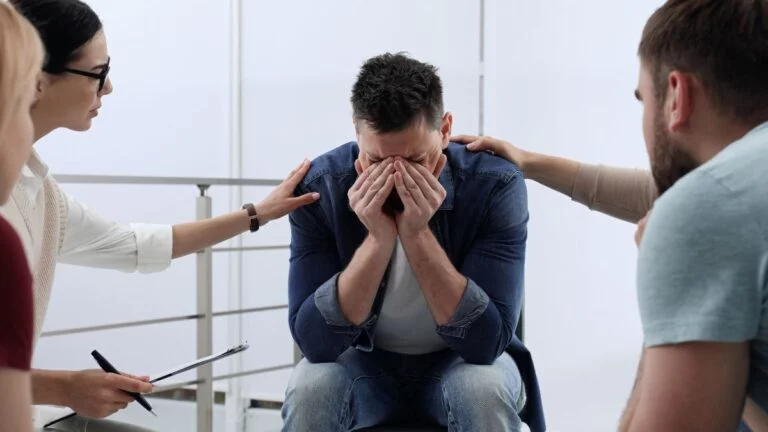 Vencer a Dependência: A Contribuição Importante da Clínica de Reabilitação 8 Vencer a Dependencia A Contribuicao Importante da Clinica de Reabilitacao