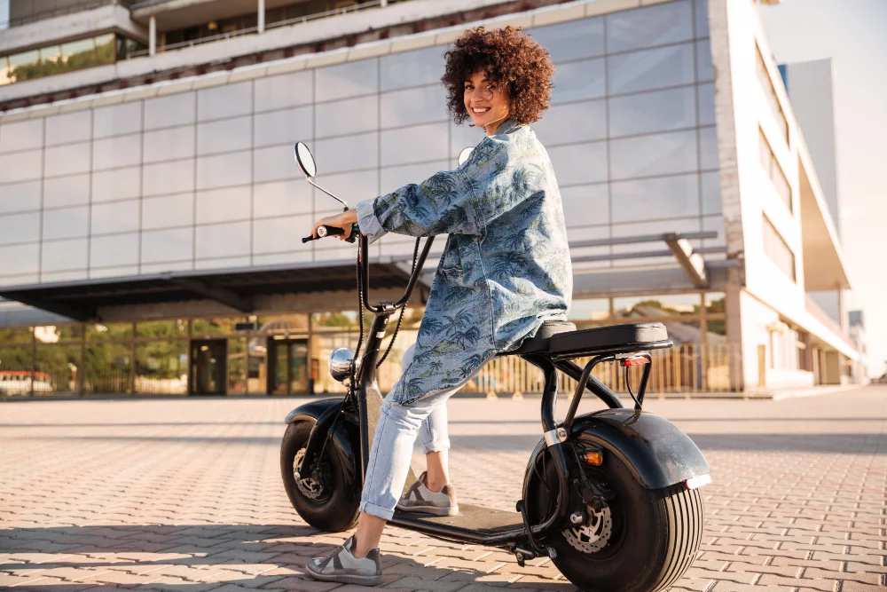 O que são veículos elétricos? Como funcionam? 1 scooter eletrica